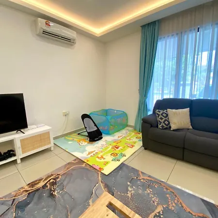 Little Boo Homestay @ Kota Warisan Sepang Exterior photo