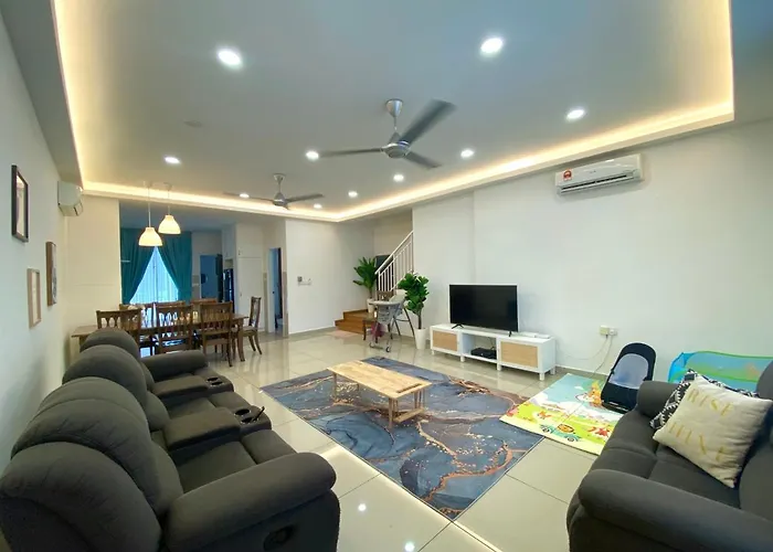 Little Boo Homestay @ Kota Warisan